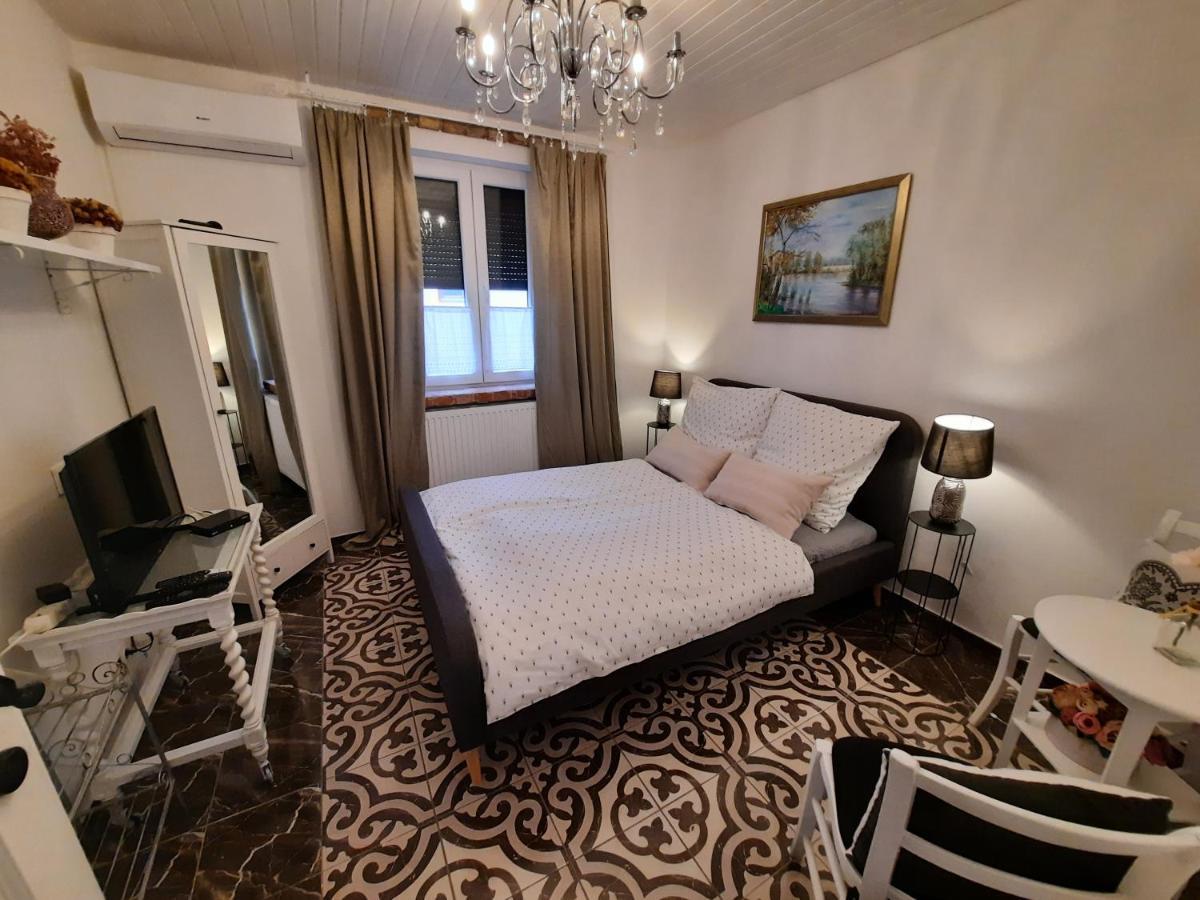 Hotel Piac Vendeghaz Kaptalantoti Exteriér fotografie