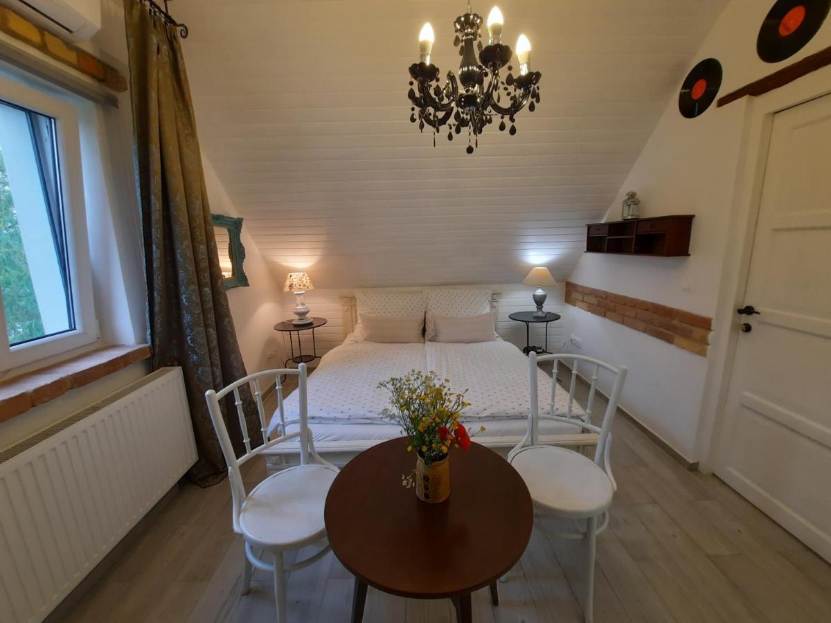 Hotel Piac Vendeghaz Kaptalantoti Exteriér fotografie
