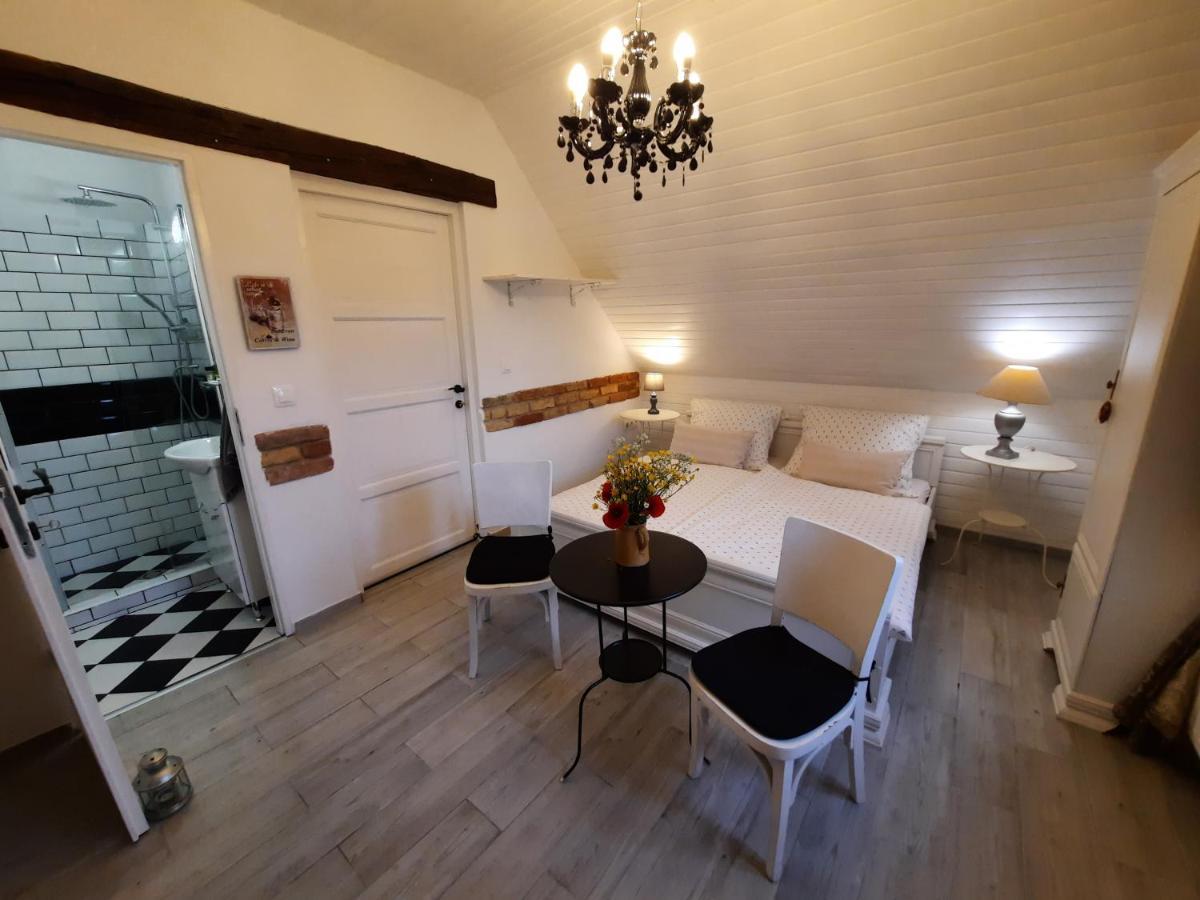 Hotel Piac Vendeghaz Kaptalantoti Exteriér fotografie