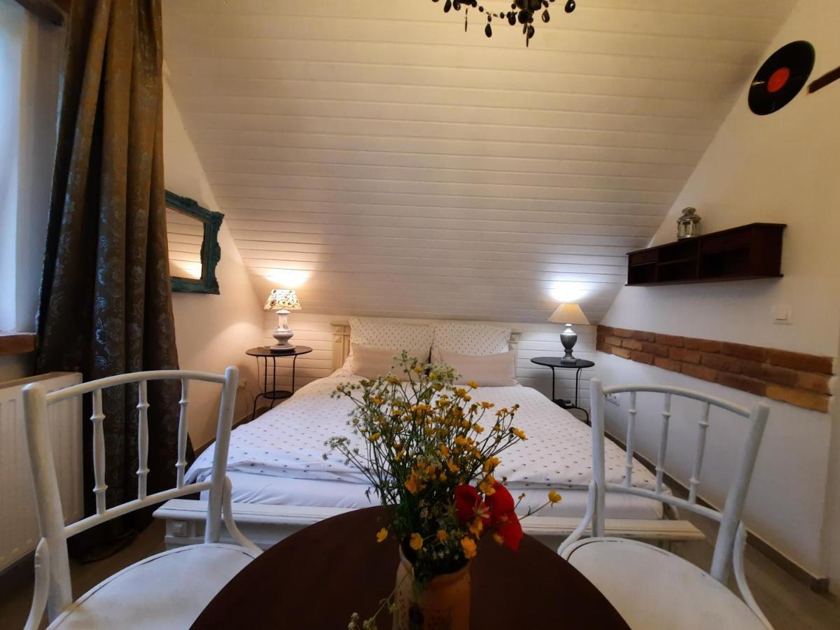 Hotel Piac Vendeghaz Kaptalantoti Exteriér fotografie