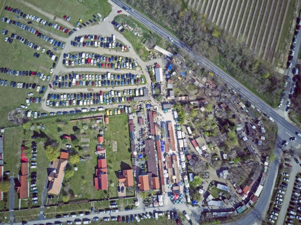 Hotel Piac Vendeghaz Kaptalantoti Exteriér fotografie